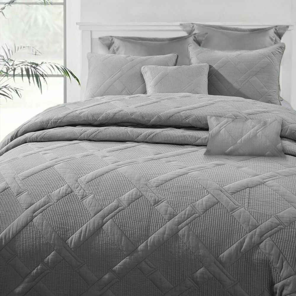 7 Piece Bamboo Comforter Set