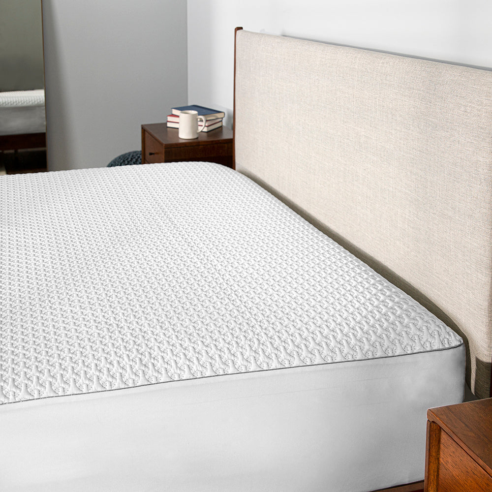 Performance Mattress Protector – Cooling & Waterproof
