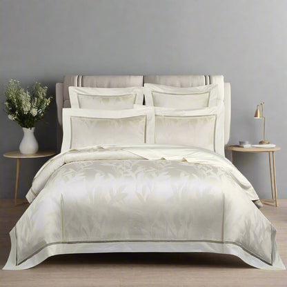 Luxury Ivory Jacquard Duvet Cover Set