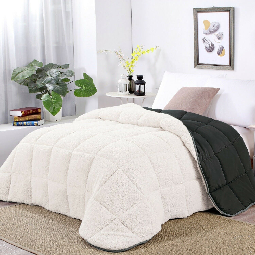 Reversible Sherpa Comforter Set